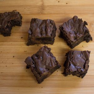 These Nutella brownies are always a crowd favorite! | Teaspoon of Nose
