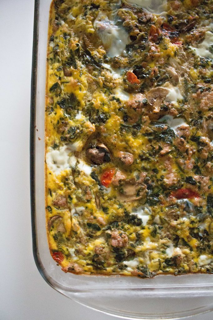This Whole30 spinach egg bake is an easy win for your next brunch, baby shower, or overnight guests! | Teaspoon of Nose