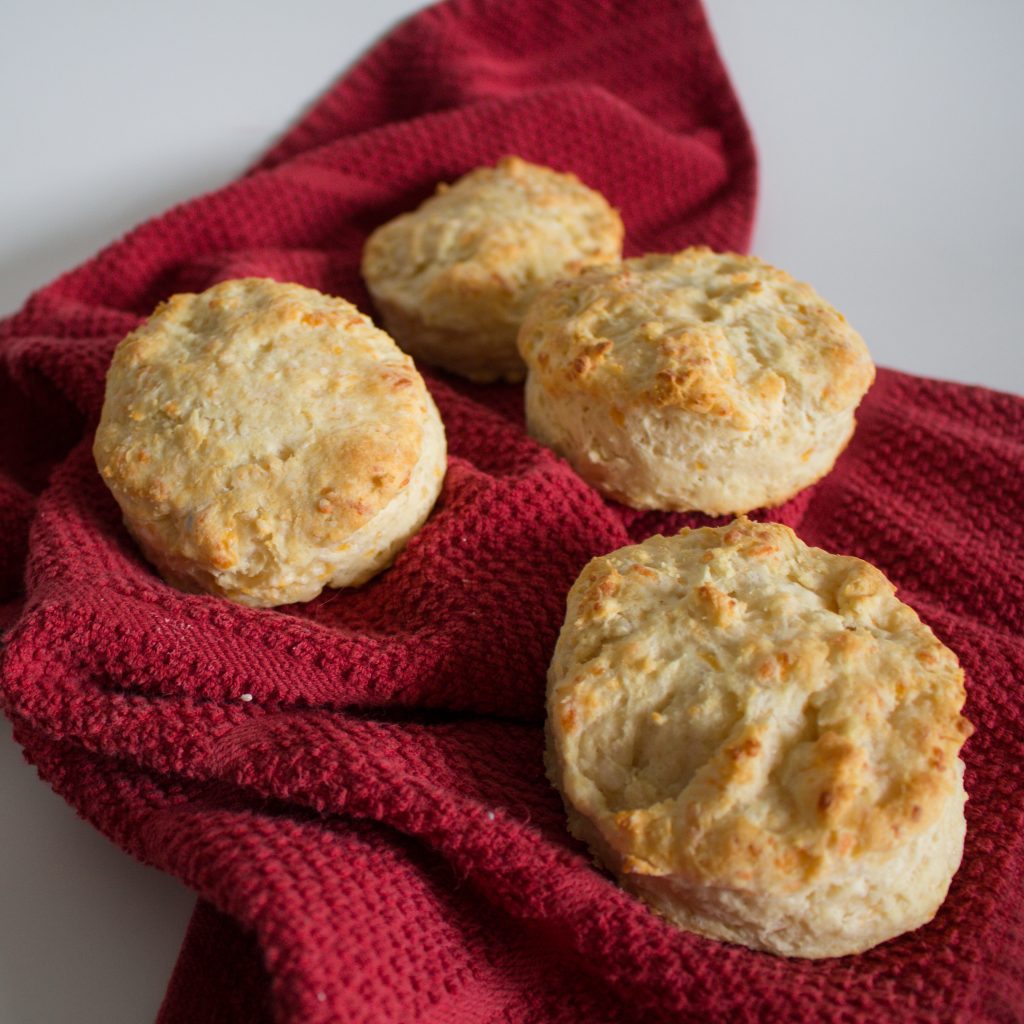 These cheese biscuits are flaky and perfect straight out of the oven! | Teaspoon of Nose