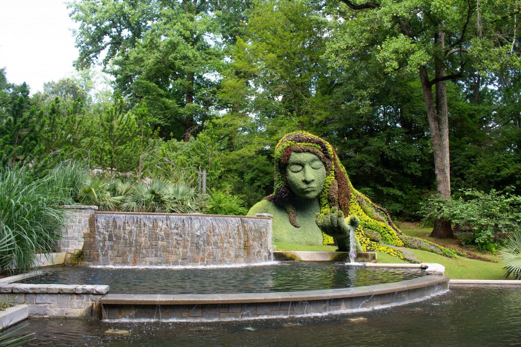 The Atlanta Botanical Garden is one of my new favorite places to get outside in Atlanta! | Teaspoon of Nose