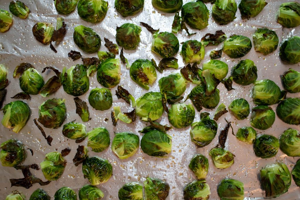 These balsamic brussels sprouts are the best way you've ever had brussels sprouts, I guarantee it! | Teaspoon of Nose 