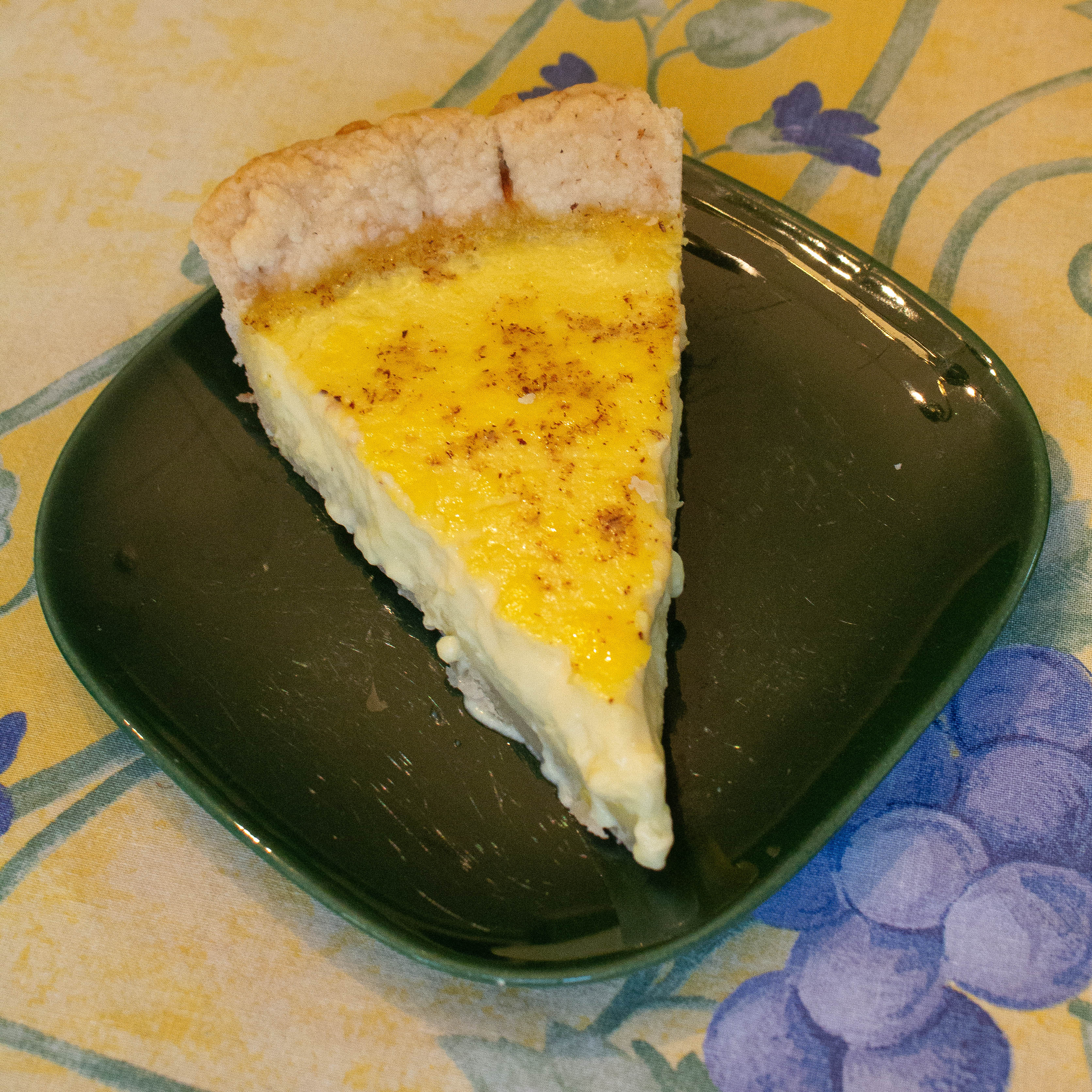 Custard Pie is rich and luscious and tastes overwhelmingly of vanilla with a hint of spice, making a perfect dessert for any holiday meal! | Teaspoon of Nose