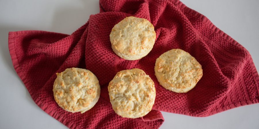 These cheese biscuits are flaky and perfect straight out of the oven! | Teaspoon of Nose