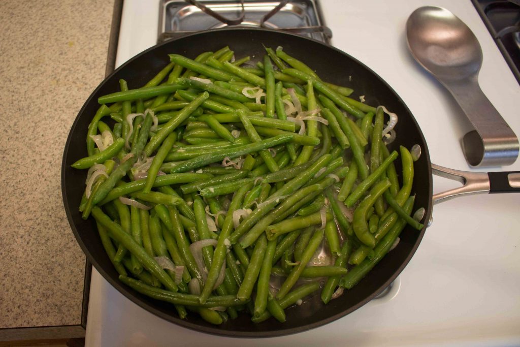 These green beans make for a no-fail side dish! | Teaspoon of Nose
