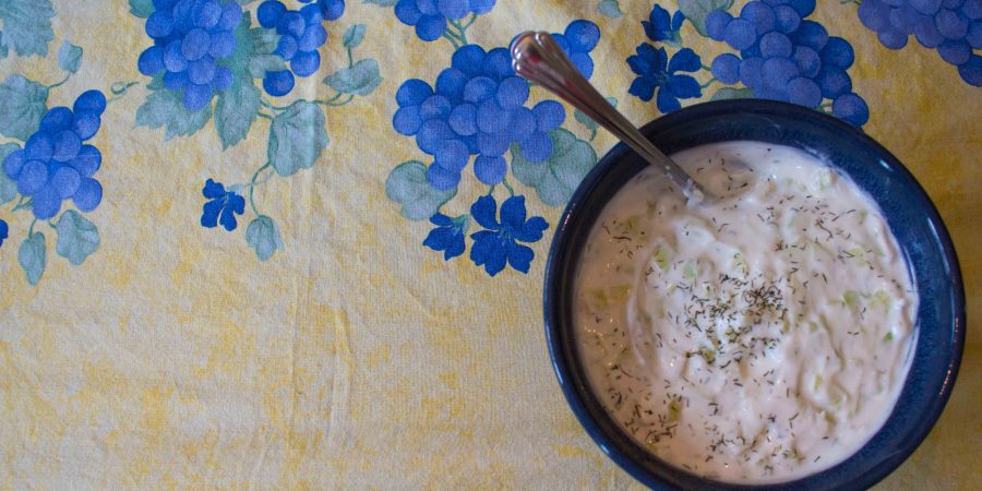 Homemade tzatziki makes for super easy appetizer dip or the perfect accompaniment to grilled meat! | Teaspoon of Nose