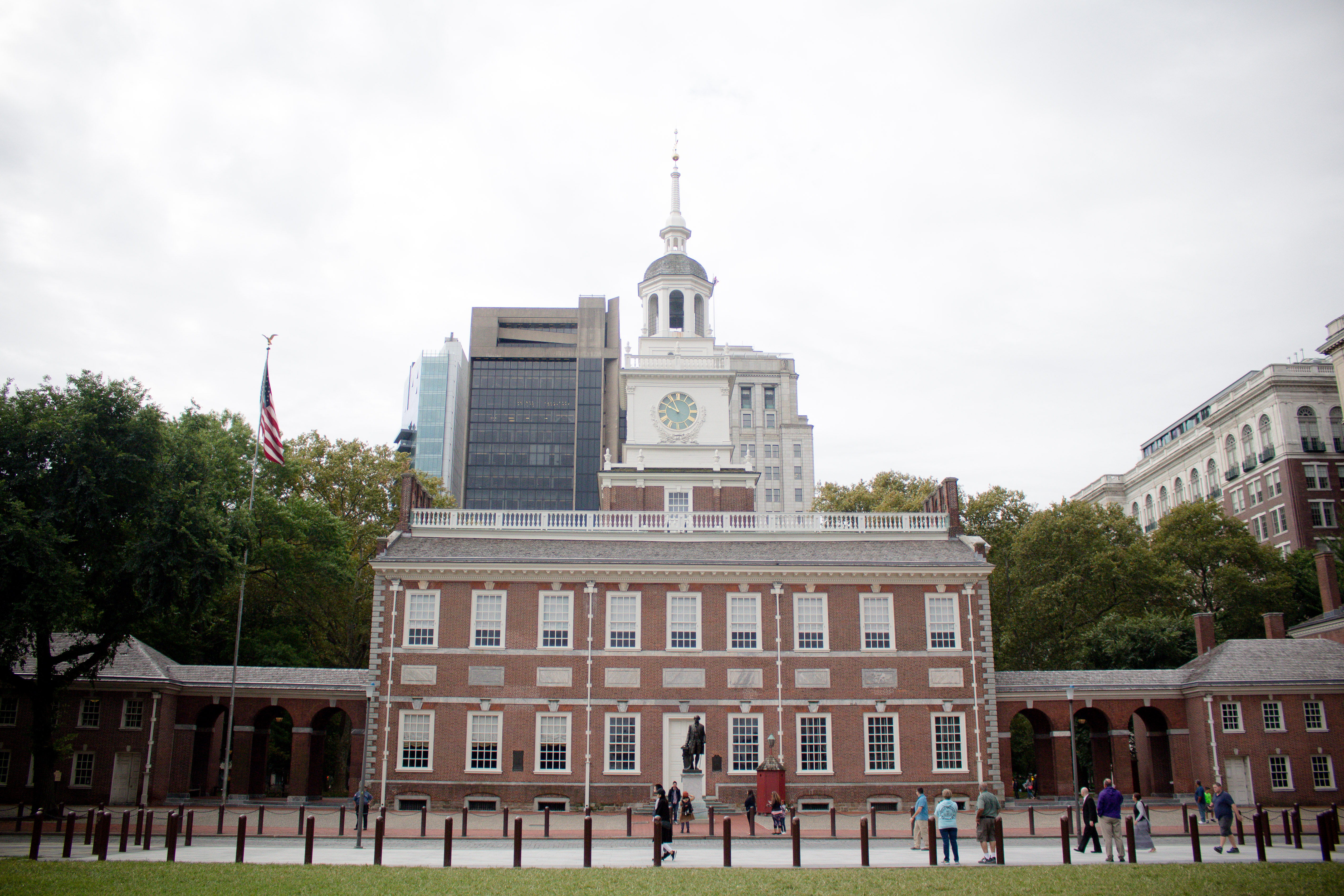 If you go to Philadelphia, you absolutely have to see the historical parts of the city.! Things to do in Philadelphia | Teaspoon of Nose
