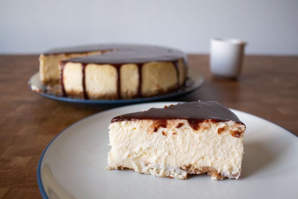 Making a cheesecake at home seems a lot more complicated than it actually is. This foolproof cheesecake recipe will become your favorite dessert!