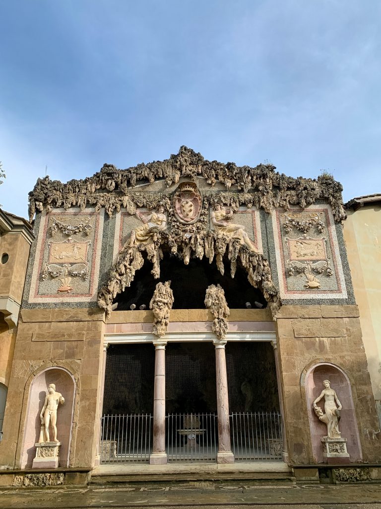 One of the classic things to do in Florence, the Pitti Palace and Boboli Gardens should make your list of spots to explore! I'm sharing what to look for in each to get the most of your time.