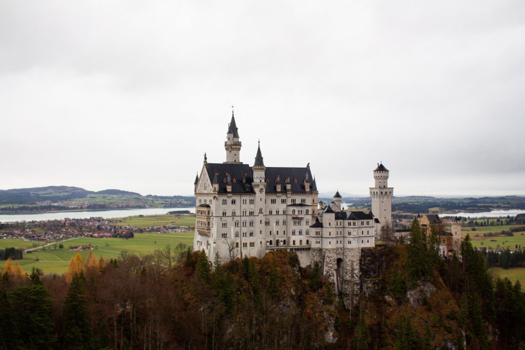 One of the best parts of Bavaria are the castles, like Neuschwanstein and Linderhof! Today I'm sharing the best way to see Bavarian castles.