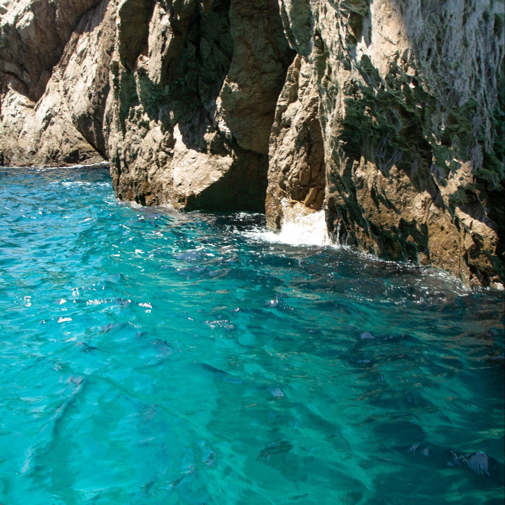 Capri is magical. Here's how to see it in a day!