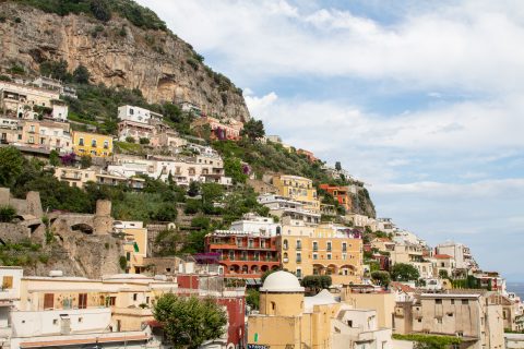 Positano is the ideal home base for a vacation on the Amalfi Coast! From location to budget to options for restaurants, Positano is the perfect Amalfi Coast town.