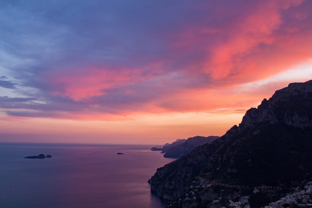 Positano is the ideal home base for a vacation on the Amalfi Coast! From location to budget to options for restaurants, Positano is the perfect Amalfi Coast town.