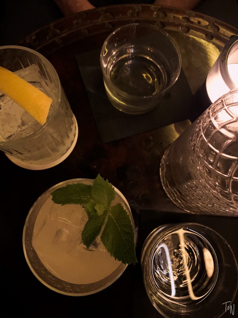 Want a new way to explore the Eternal City? Complete with passwords and secret doors, Rome speakeasies offer a fantastic way to check out local nightlife! 