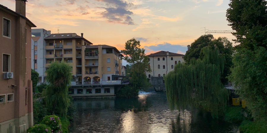 From restaurants to secret bridges, here's a roundup of all the best parts of Sacile, Italy! If you're PCSing to Aviano Air Base, here's what you need to know about Sacile! | Teaspoon of Nose