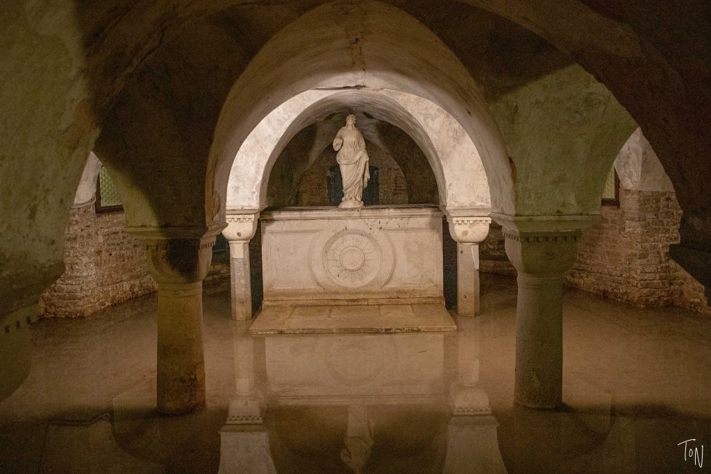 submerged crypt in venice