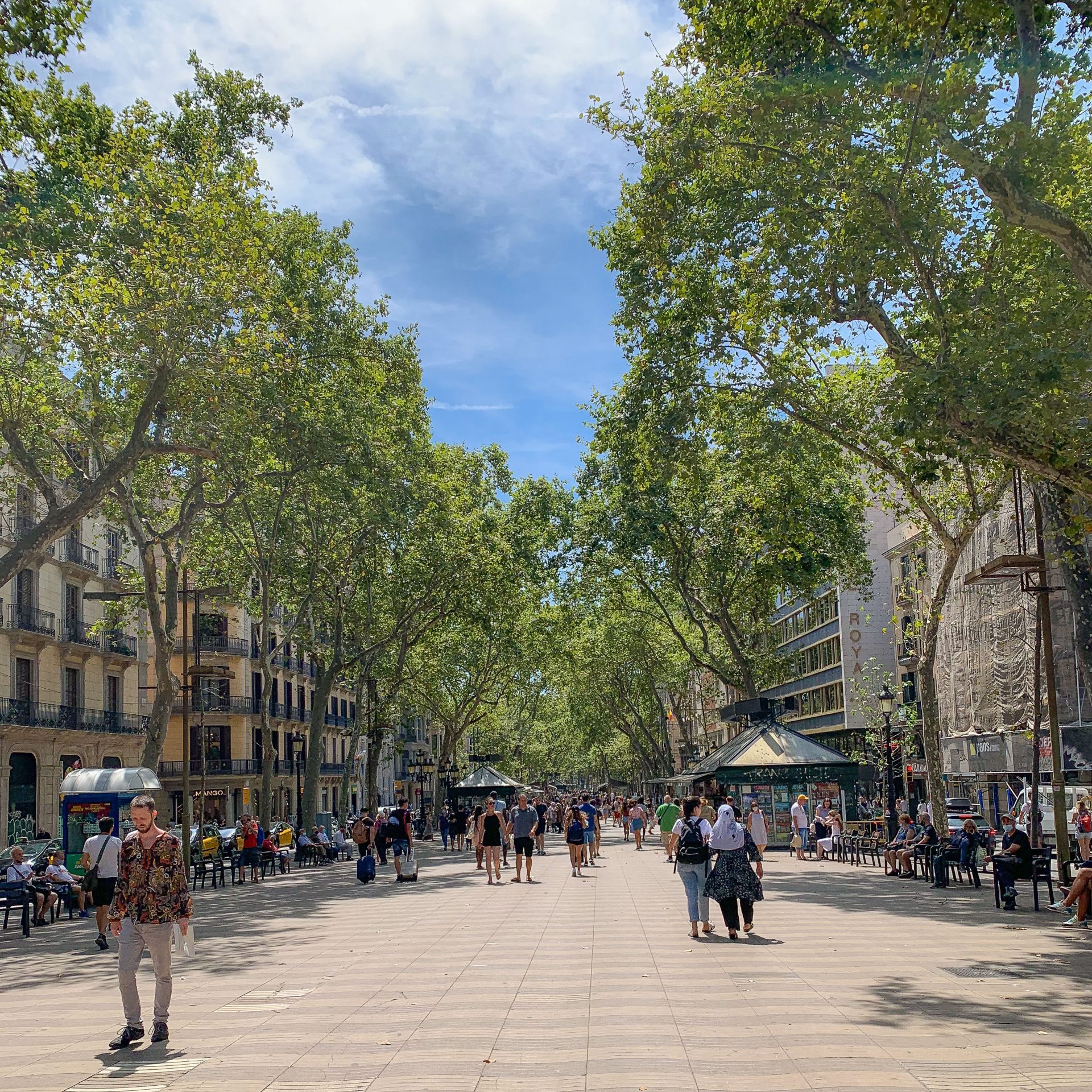 Everything you need to know to plan a weekend in Barcelona, Spain! Teaspoon of Nose