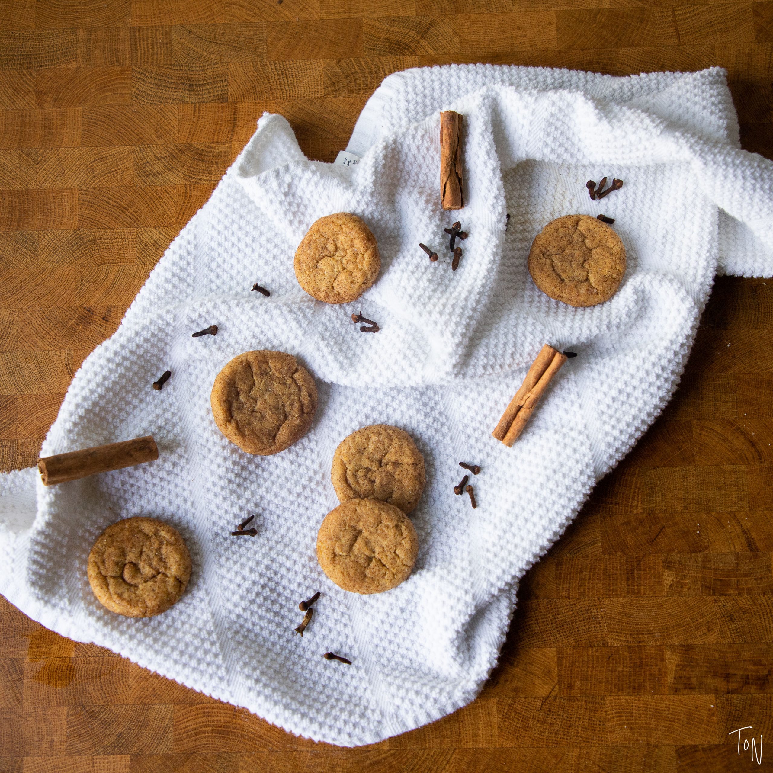 Pumpkin Snickerdoodles are the perfect fall twist on a classic cookie! | Teaspoon of Nose