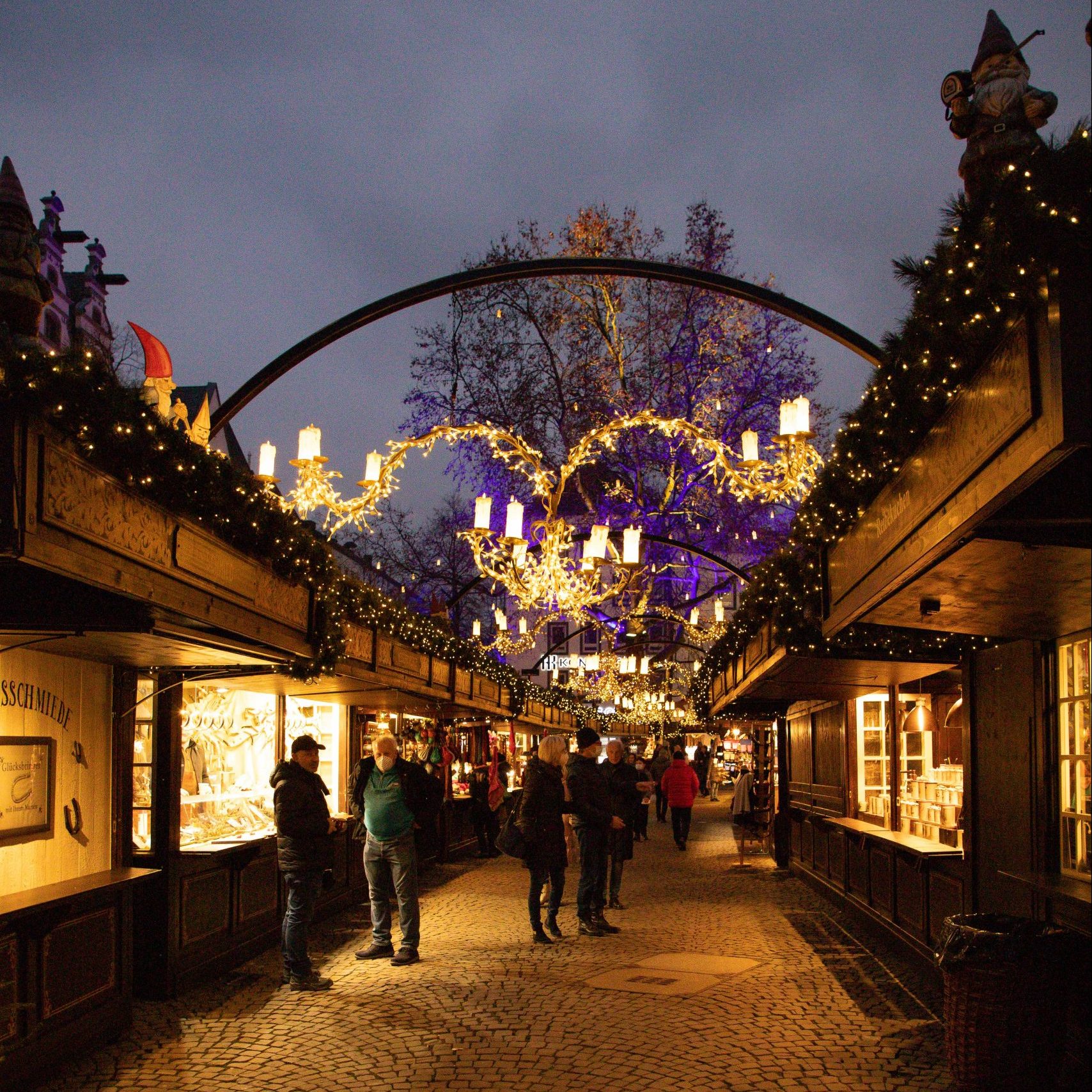 Everything you need to know to plan your time at the Cologne Christmas markets in Germany!